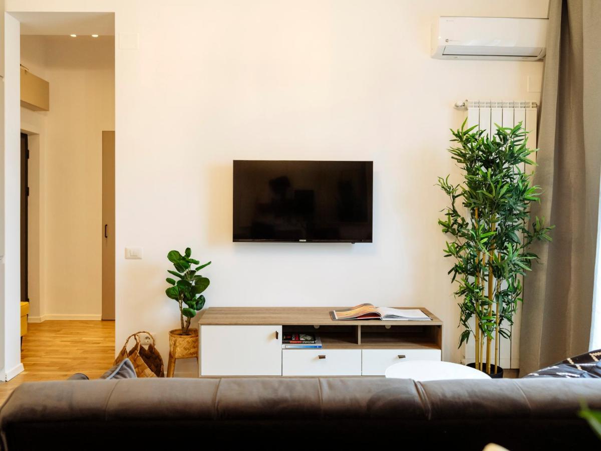 Sunny 2Br Flat - Top Location - Amazing Balcony Bukareszt Zewnętrze zdjęcie